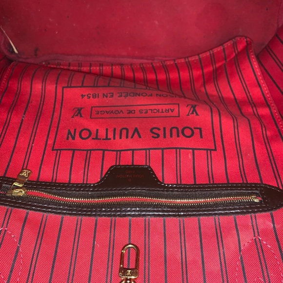 Louis Vuitton Neverfull MM - Picture 4 of 5